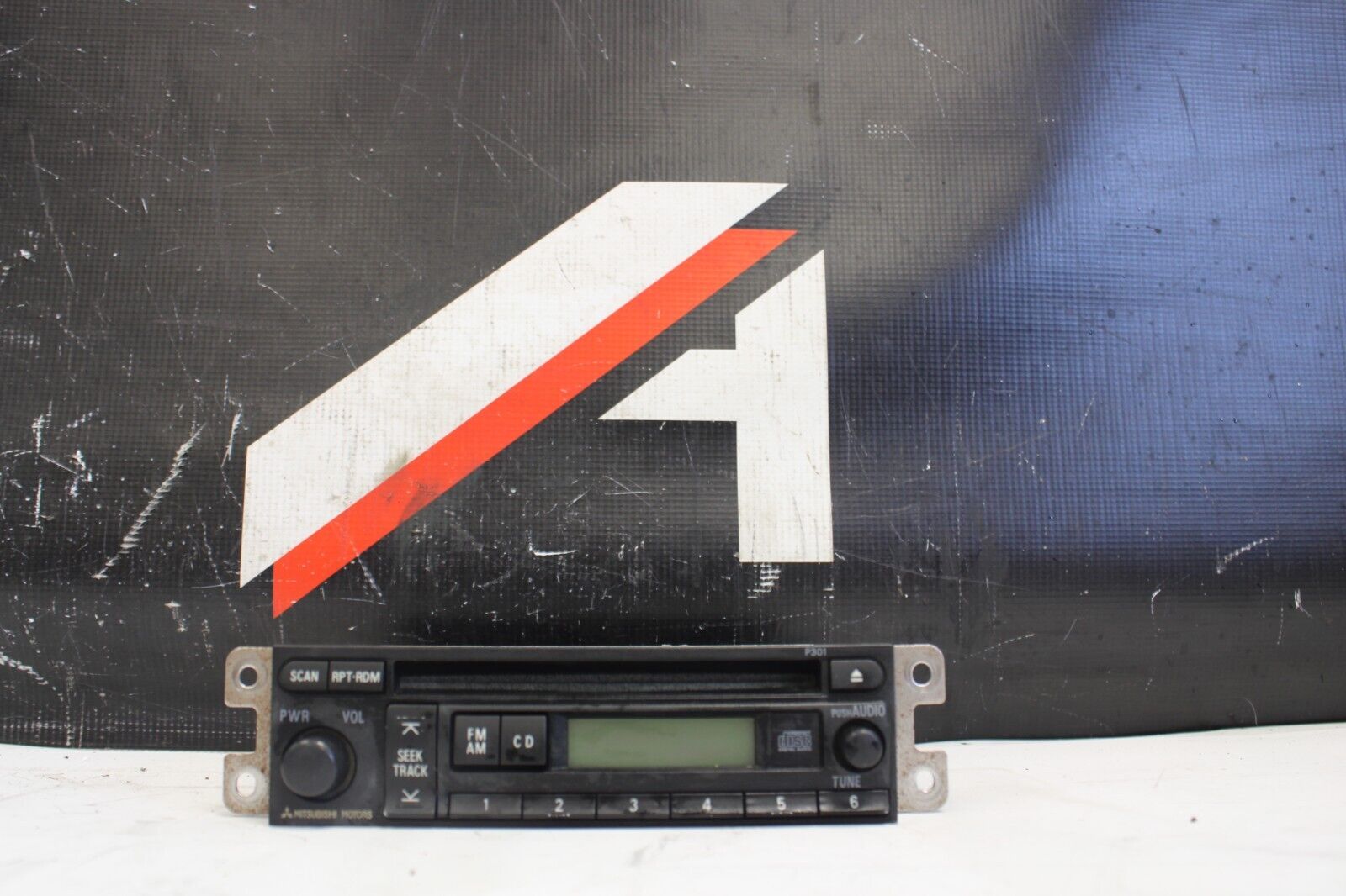 2005 MITSUBISHI EVOLUTION EVO 8 RADIO OEM MN141489 – A Solutions 