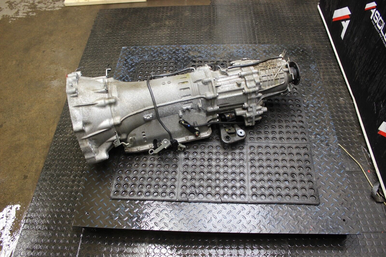 2017-2020 INFINITI Q60 7-speed Transmission Auto 3.0T OEM