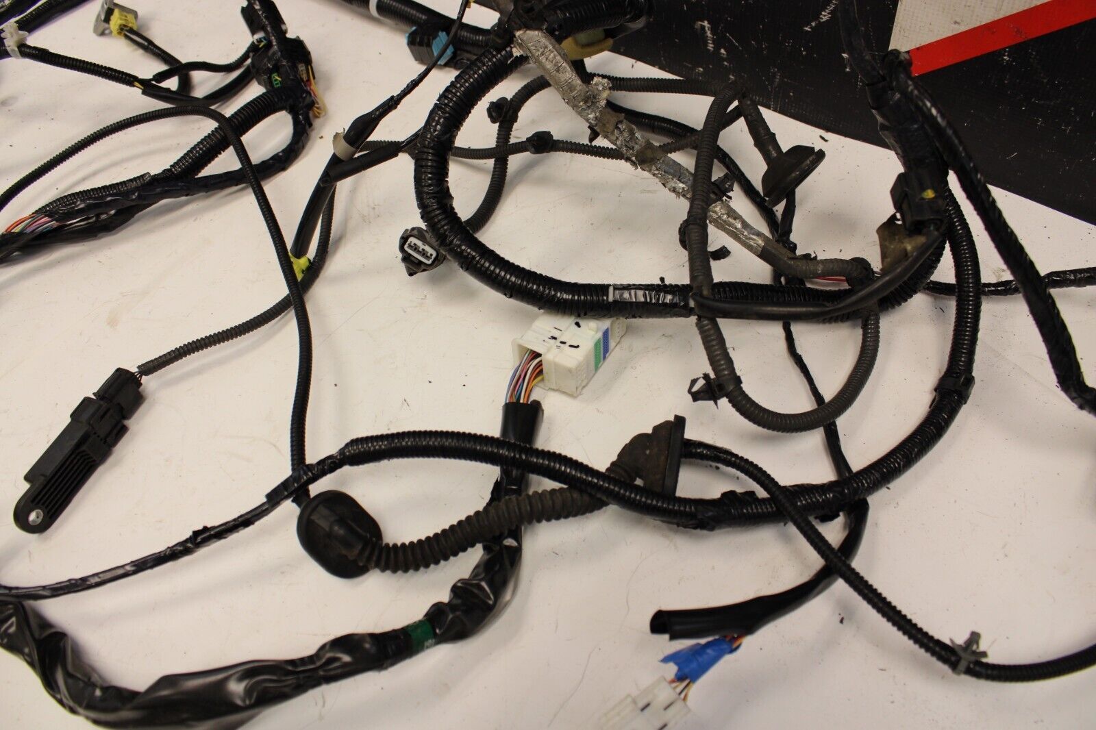 2010 Nissan GTR R35 Rear Chassis Wiring Harness GT-R OEM EVAP