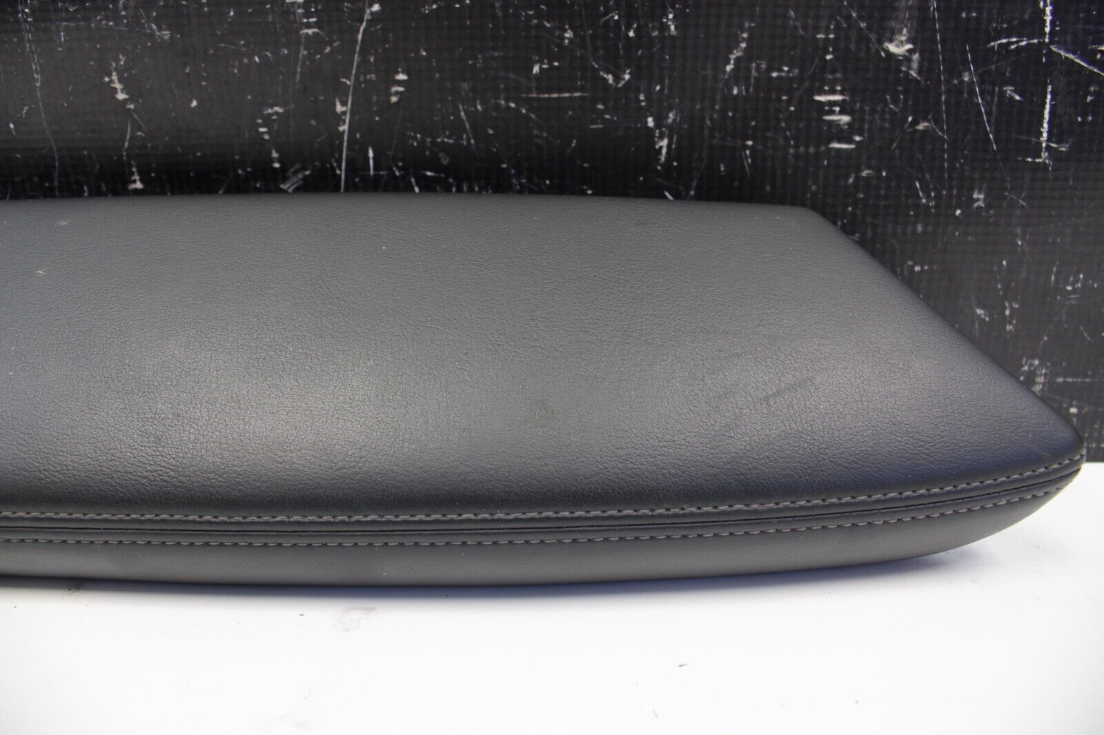 2013 NISSAN R35 GTR RH PASSENGER DOOR ARM REST LEATHER ARMREST OEM