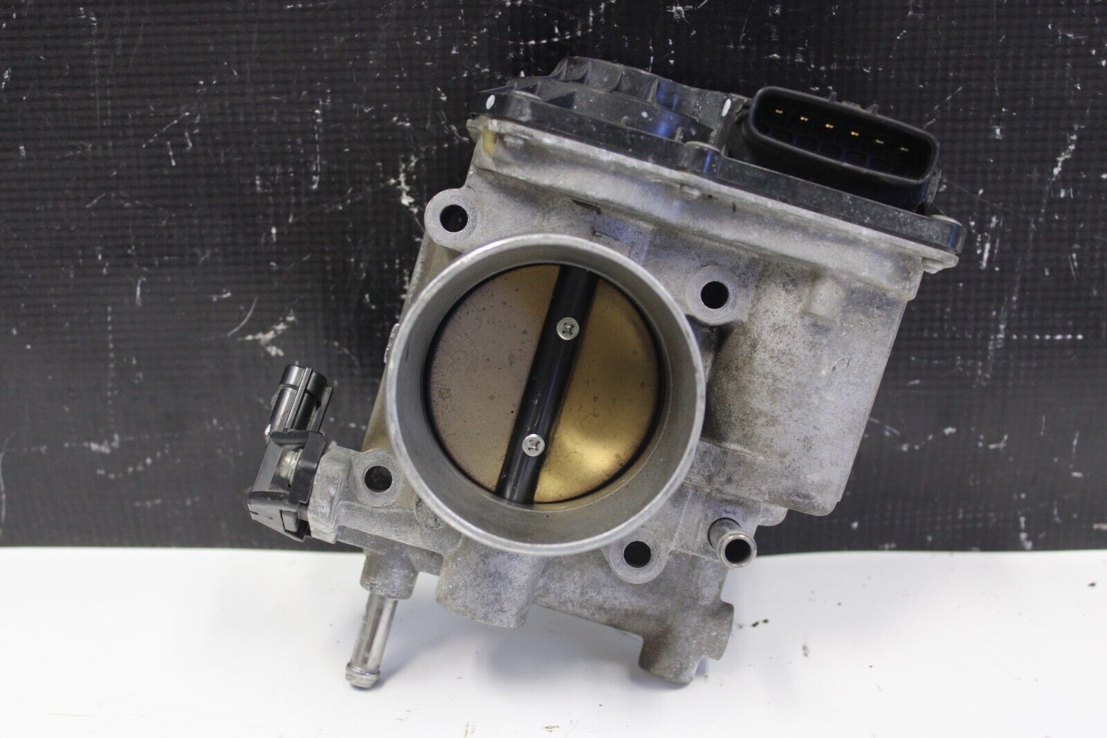 2015-2019 Subaru WRX STI Throttle Body Valve Assembly OEM 15-19