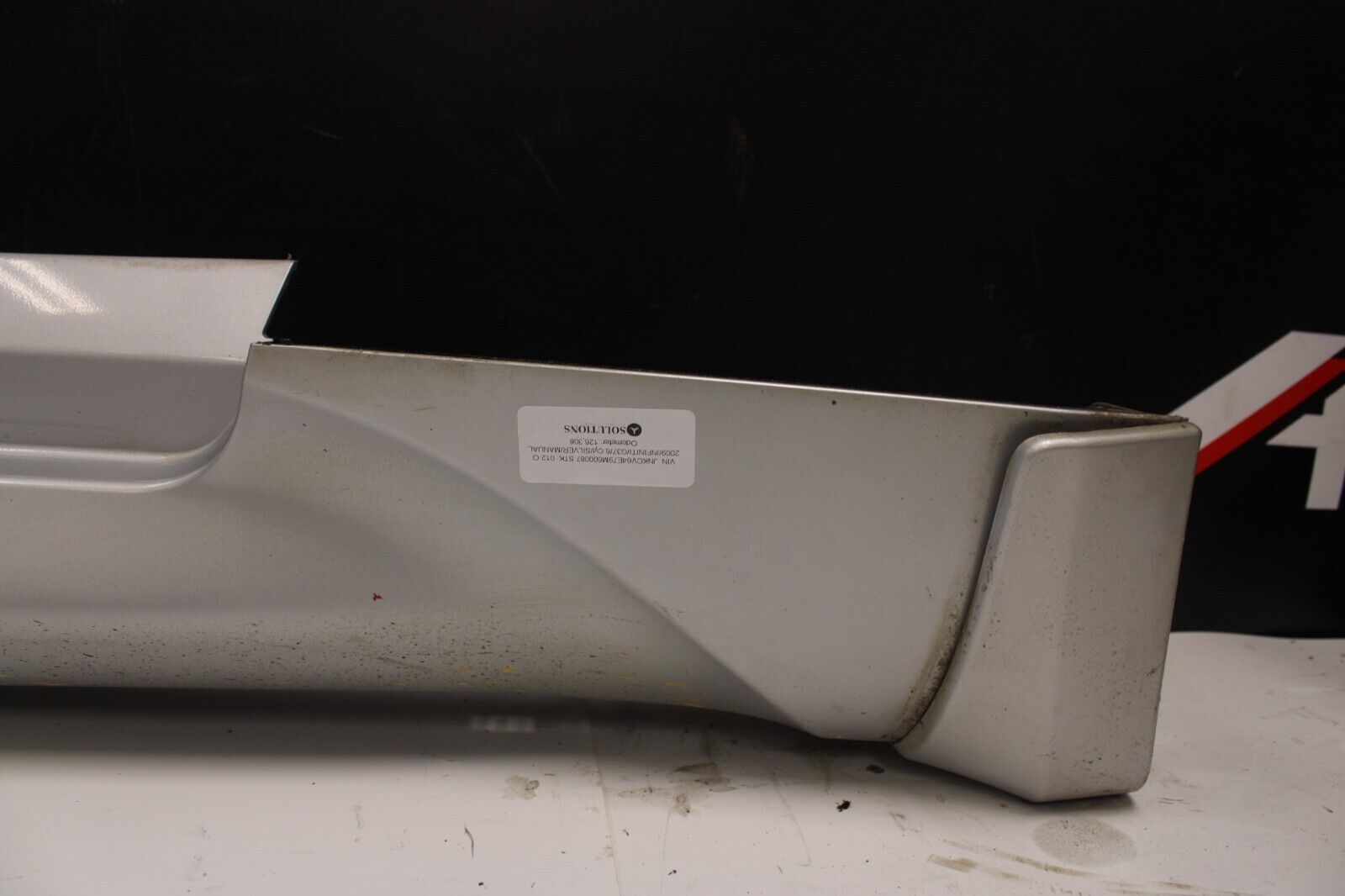 2009 Infiniti G37 Coupe Right Rocker Panel Side Skirt