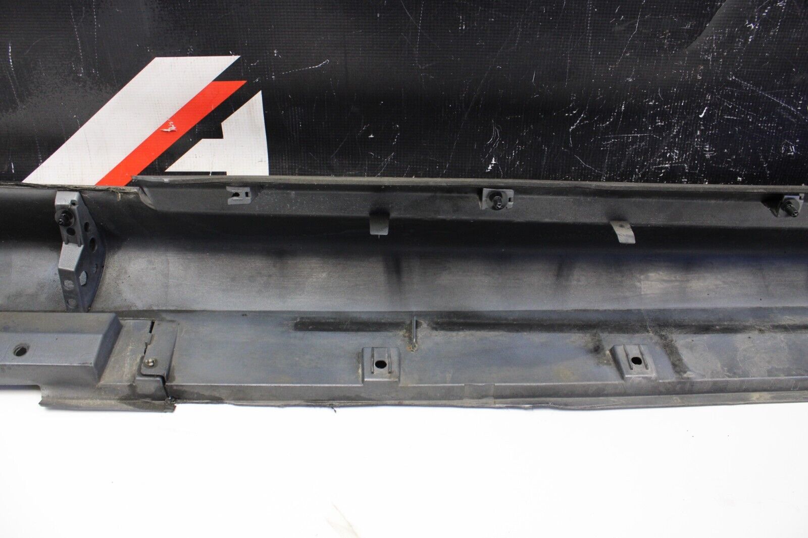 2013 Infiniti G37 Convertible Driver left Side skirt rocker panel OEM