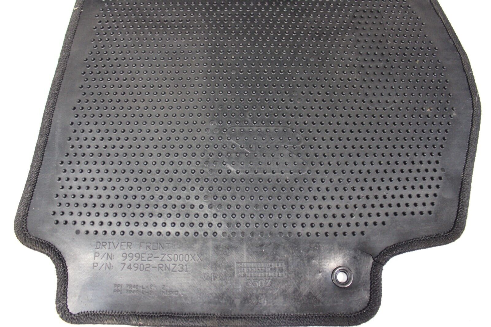 2003-2008 Nissan 350z Floor Mat Set OEM