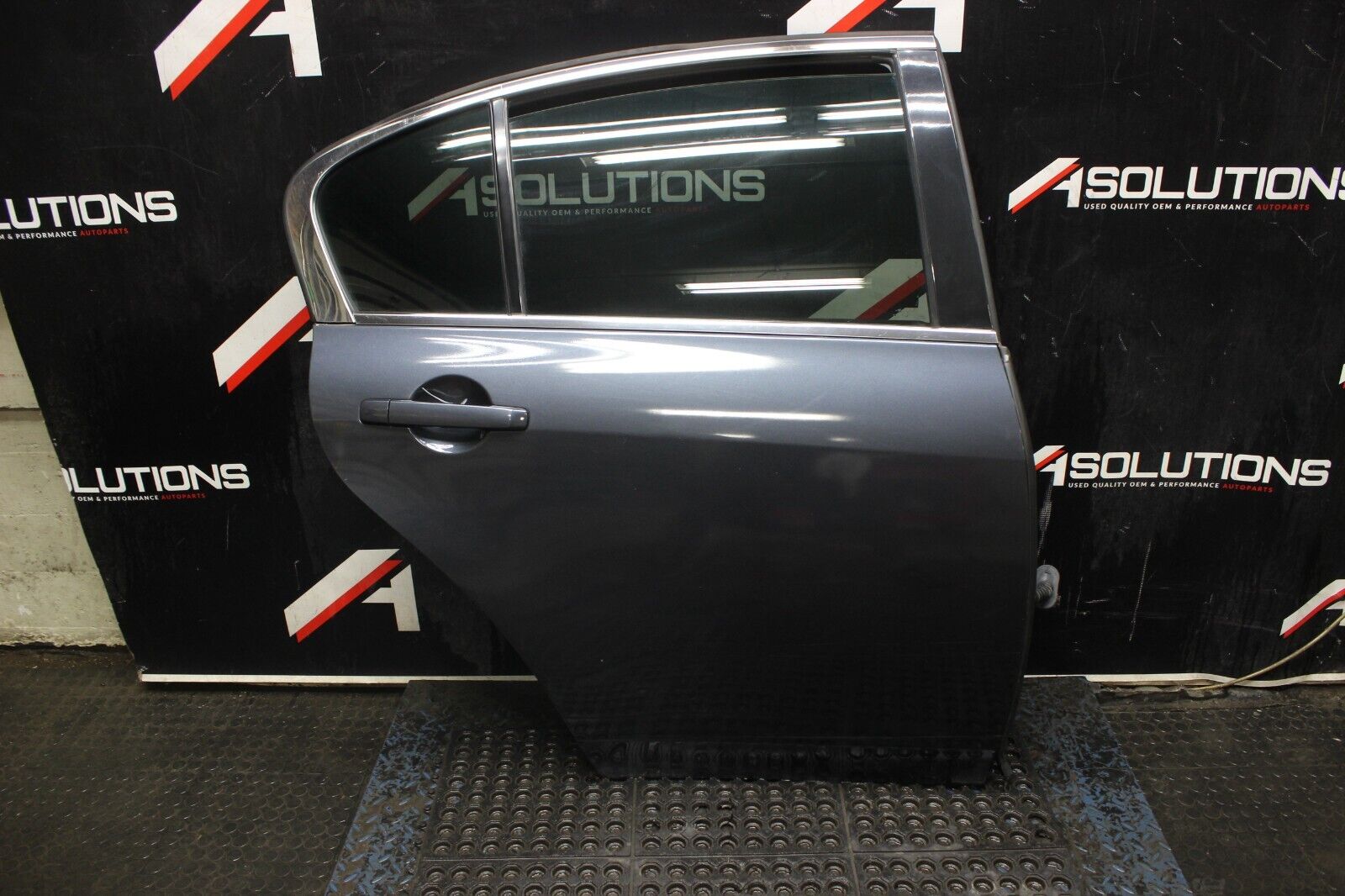 2008-2013 Infiniti G37 G37x Sedan Rear Passenger Right Door OEM RH G25 G35