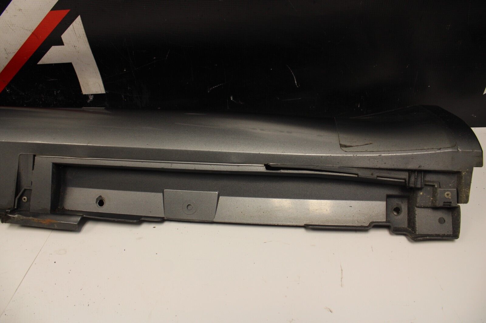 2013 Infiniti G37 Convertible Driver left Side skirt rocker panel OEM