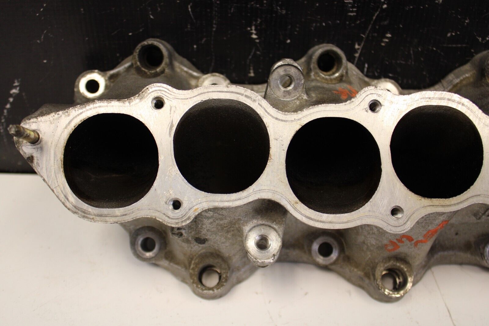 2009 NISSAN GT-R R35 VR38 3.8L AWD OEM LOWER INTAKE MANIFOLD PLENUM