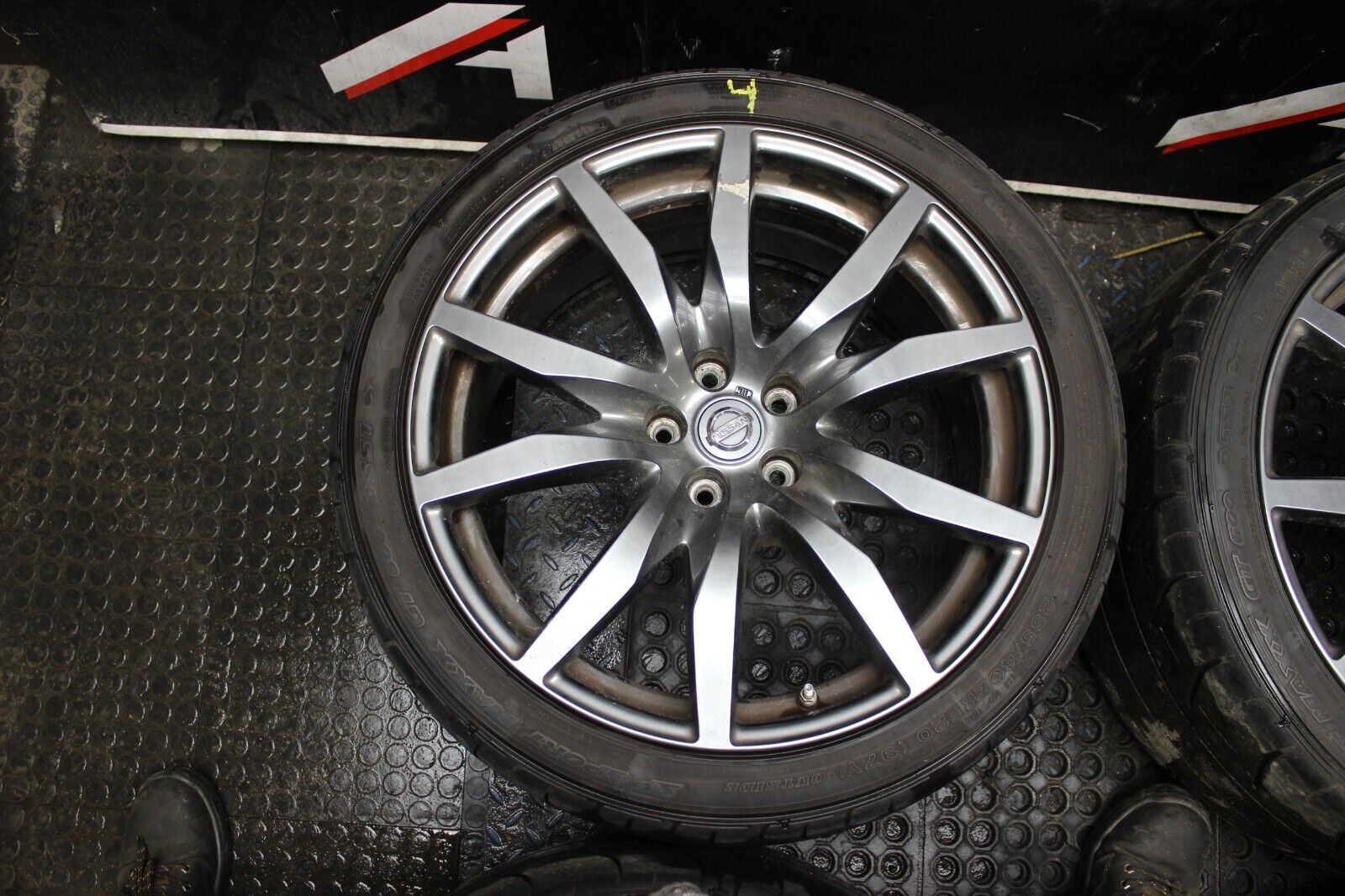 NISSAN GTR R35 FRONT & REAR RIM SET ALLOY WHEEL RIMS GREY OEM STAGGERED