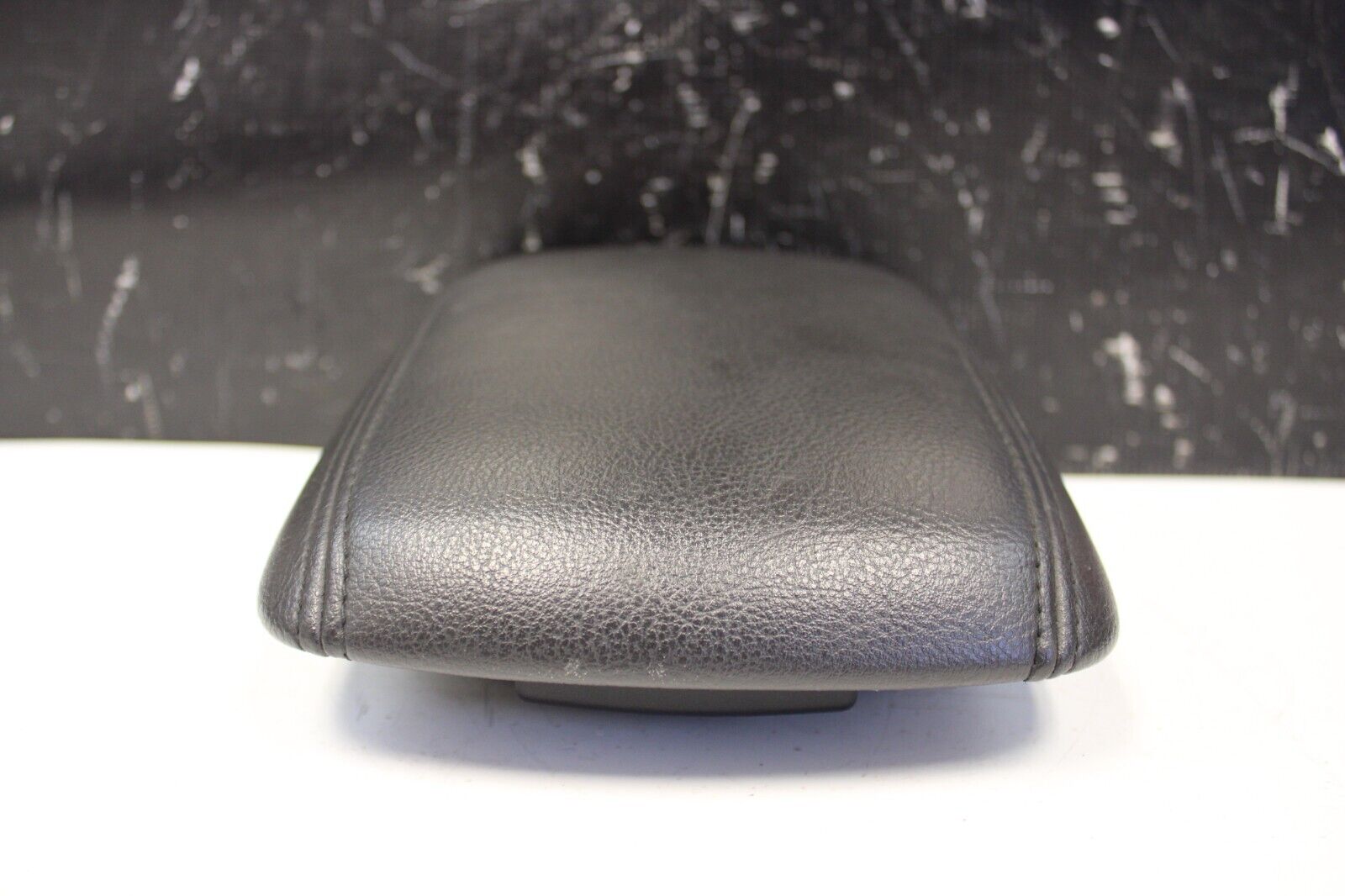 2016 Ford Focus ST Center Console Lid Armrest Arm Rest Black OEM