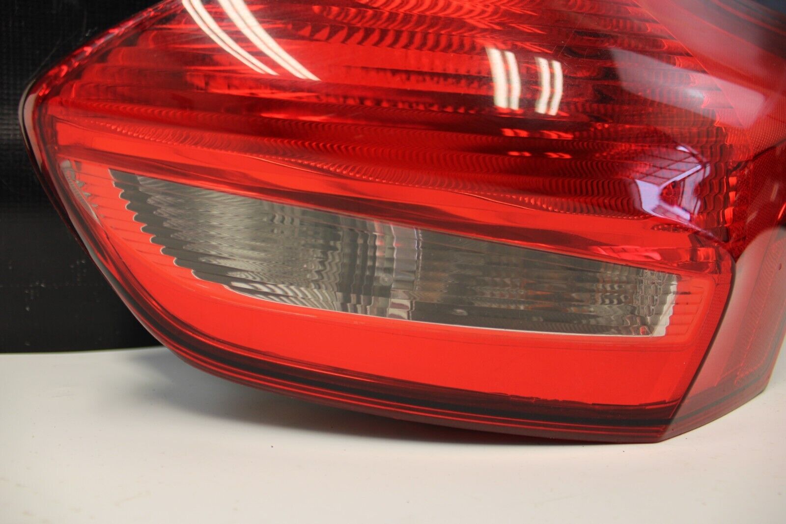 2016 Ford Focus ST Hatchback Tail Light Pair