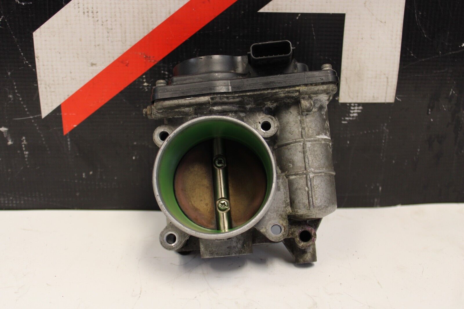 2010 NISSAN R35 GTR RH Passenger THROTTLE BODY ASSEMBLY OEM