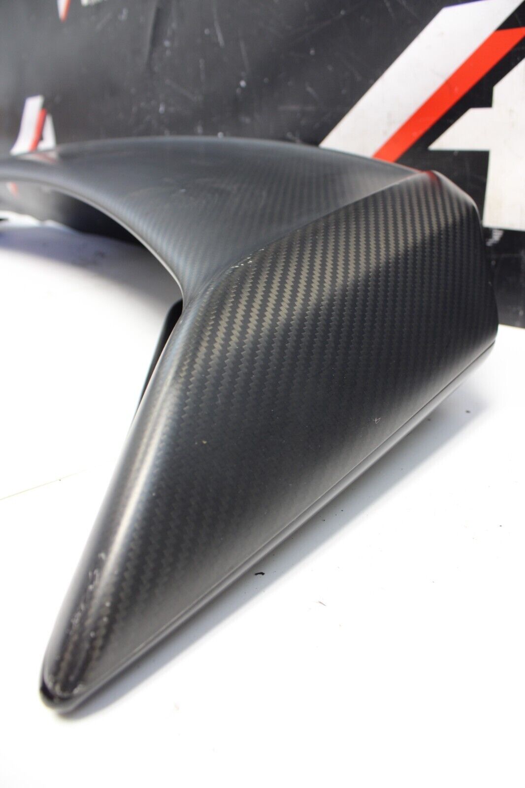 2013 NISSAN GT-R R35 GTR BLACK EDITION OEM REAR TRUNK CARBON SPOILER WING