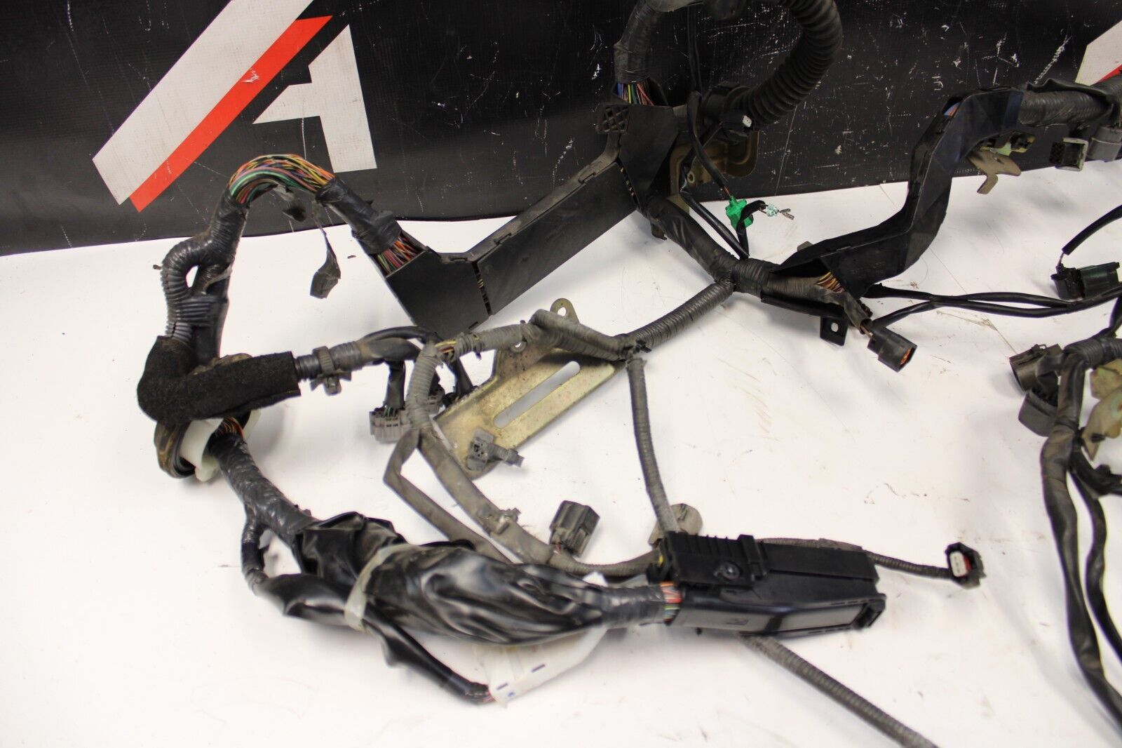 2005 Infiniti G35 COUPE M/T ENGINE WIRING HARNESS OEM REVUP