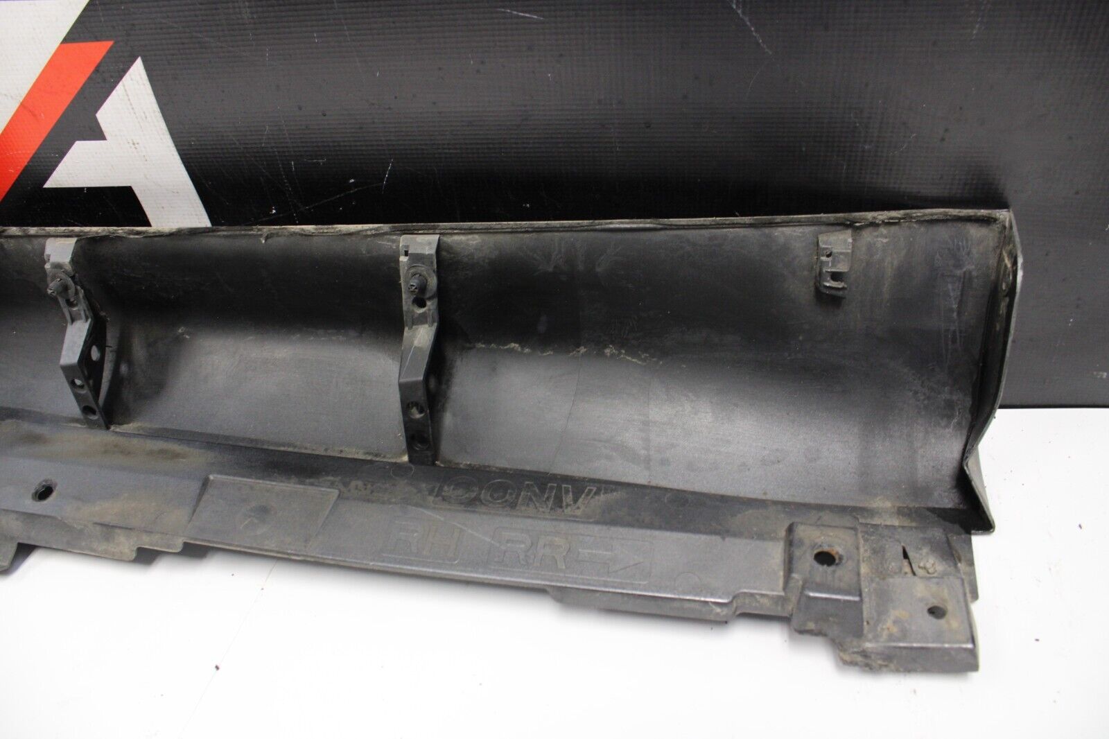 2013 Infiniti G37 Convertible Passenger Right Side skirt rocker panel OEM