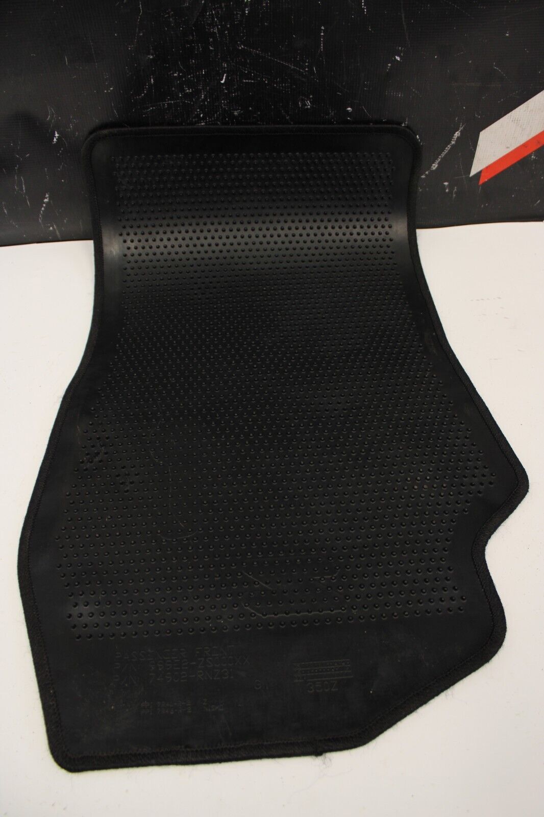 2003-2008 Nissan 350z Floor Mat Set OEM