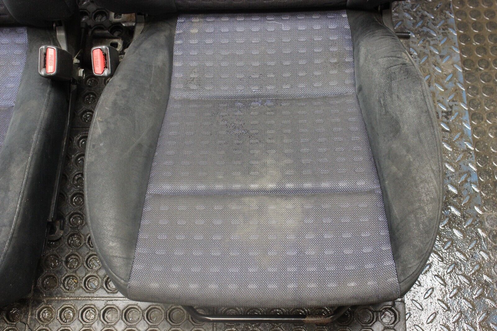 2003-2005 Mitsubishi Evolution Evo 8 Full Set of Seats Recaro OEM