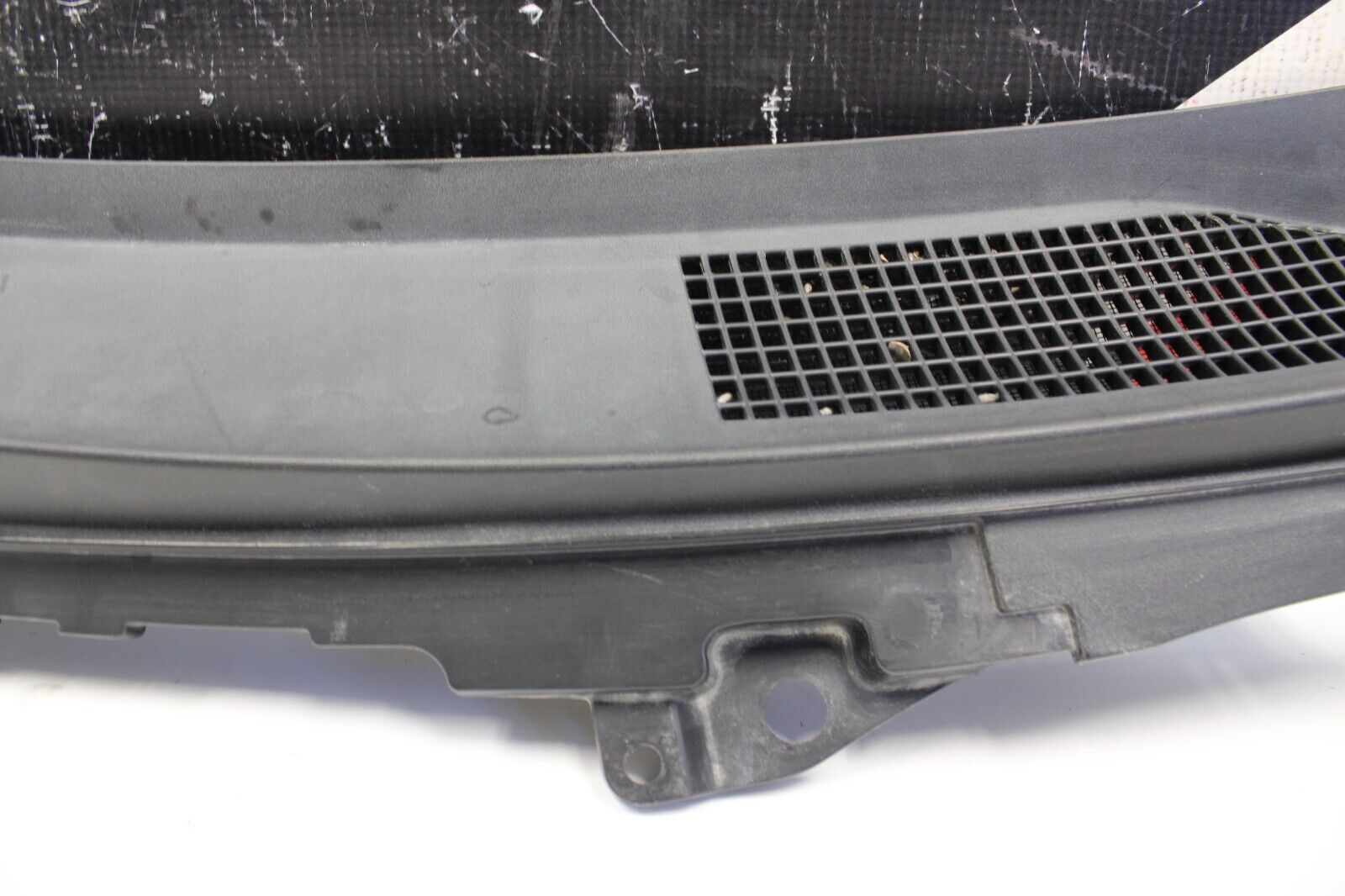 2013 NISSAN GTR R35 RH COWL VENT PANEL