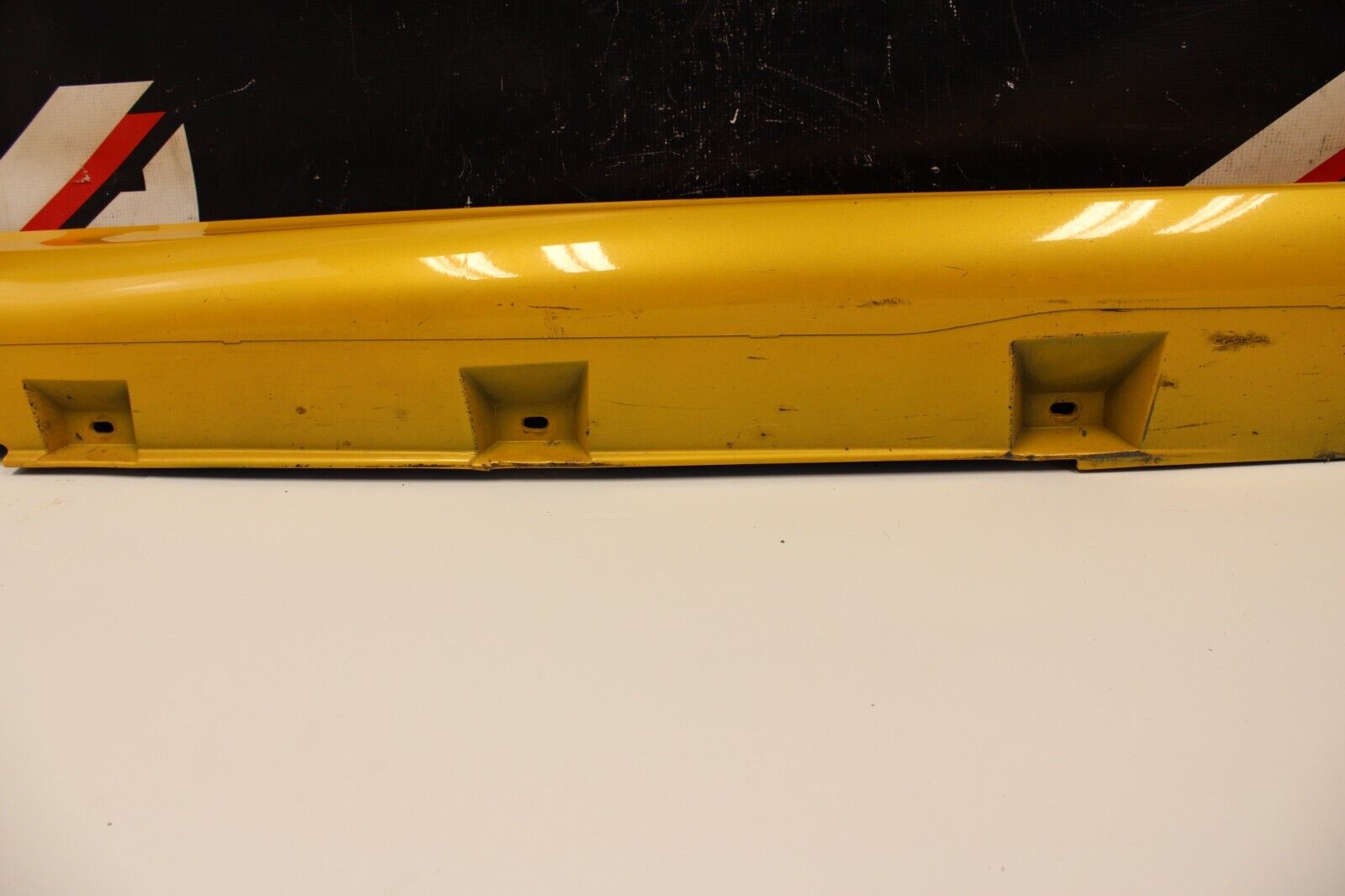 2013 Ford Focus ST Right Passenger Side Skirt Rocker Panel Molding Yellow