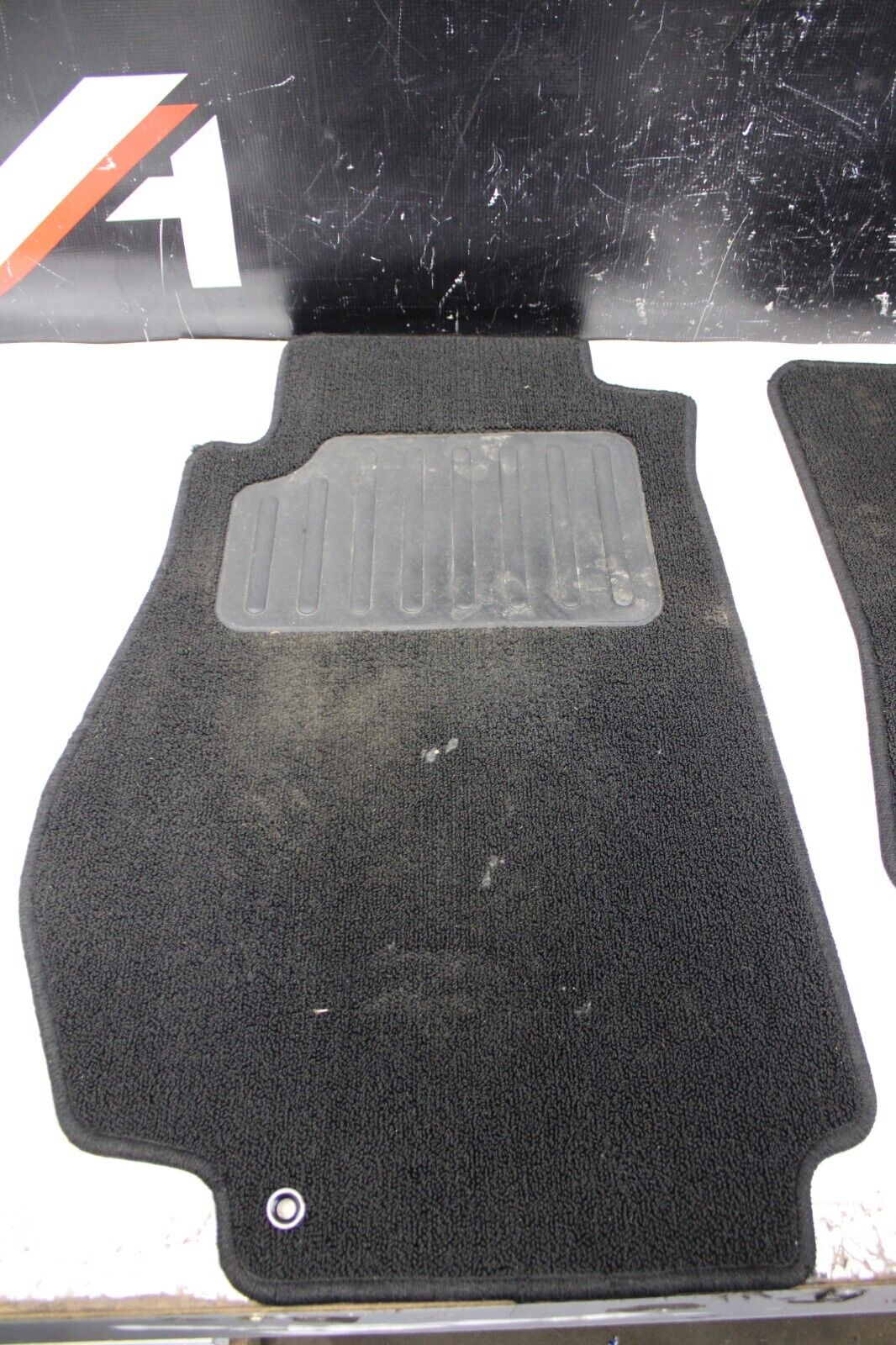 2003-2008 Nissan 350z Floor Mat Set OEM