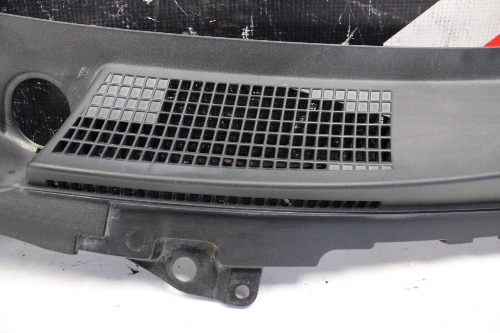 2013 NISSAN GTR R35 RH +LH COWL VENT PANELS 66863JF30A