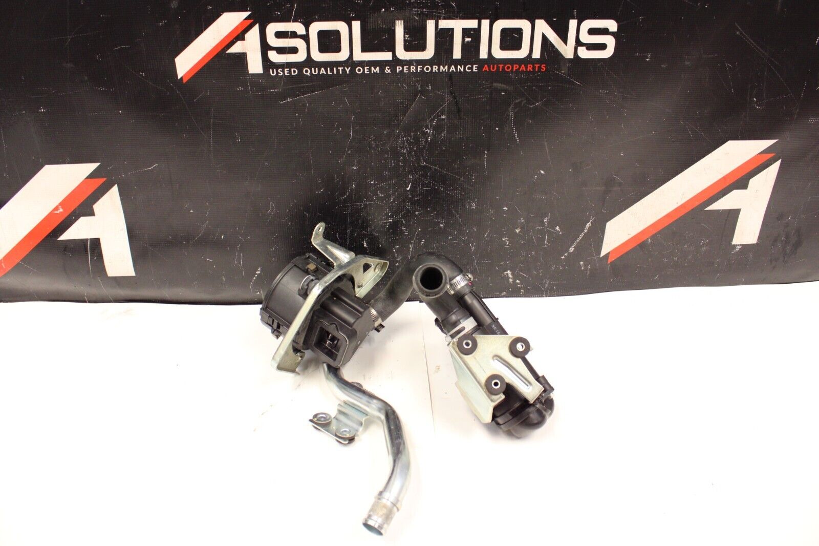 09-15 Nissan GTR R35 VR38 AWD Secondary Air Injection Smog Pump 14810JF03B OEM