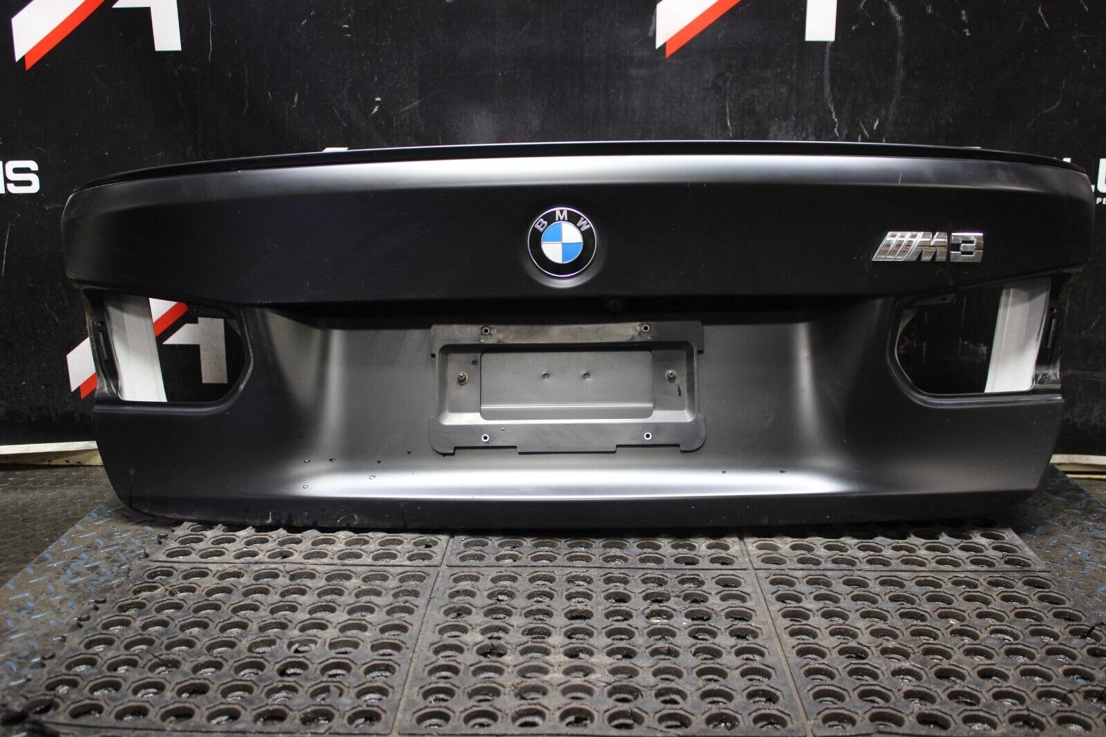 12-18 BMW F30 F80 Sedan TRUNK LID SHELL Matte Black OEM