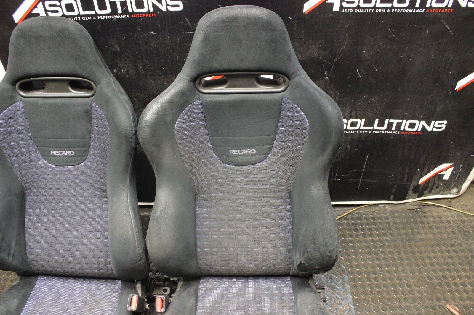 2003-2005 Mitsubishi Evolution Evo 8 Full Set of Seats Recaro OEM