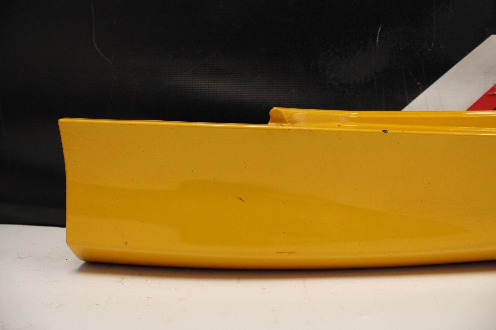 2013 Ford Focus ST Right Passenger Side Skirt Rocker Panel Molding Yellow