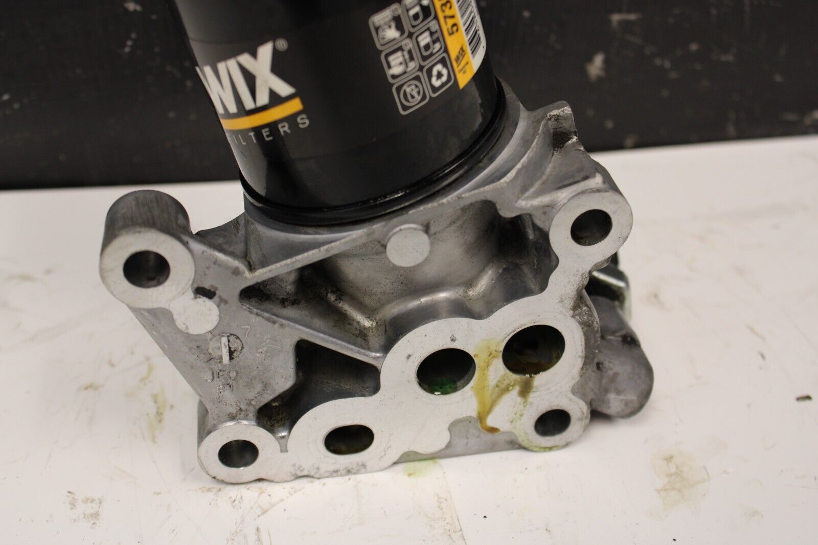 2009 NISSAN GT-R R35 PREMIUM VR38 OEM ENGINE OIL PUMP HOUSING