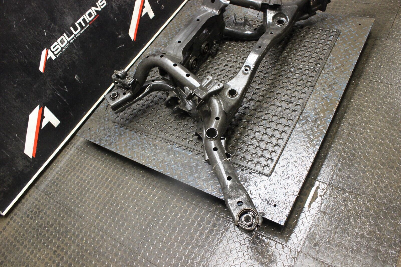 2009-2021 NISSAN GT-R R35 VR38 AWD OEM REAR TRANSMISSION SUBFRAME CROSSMEMBER