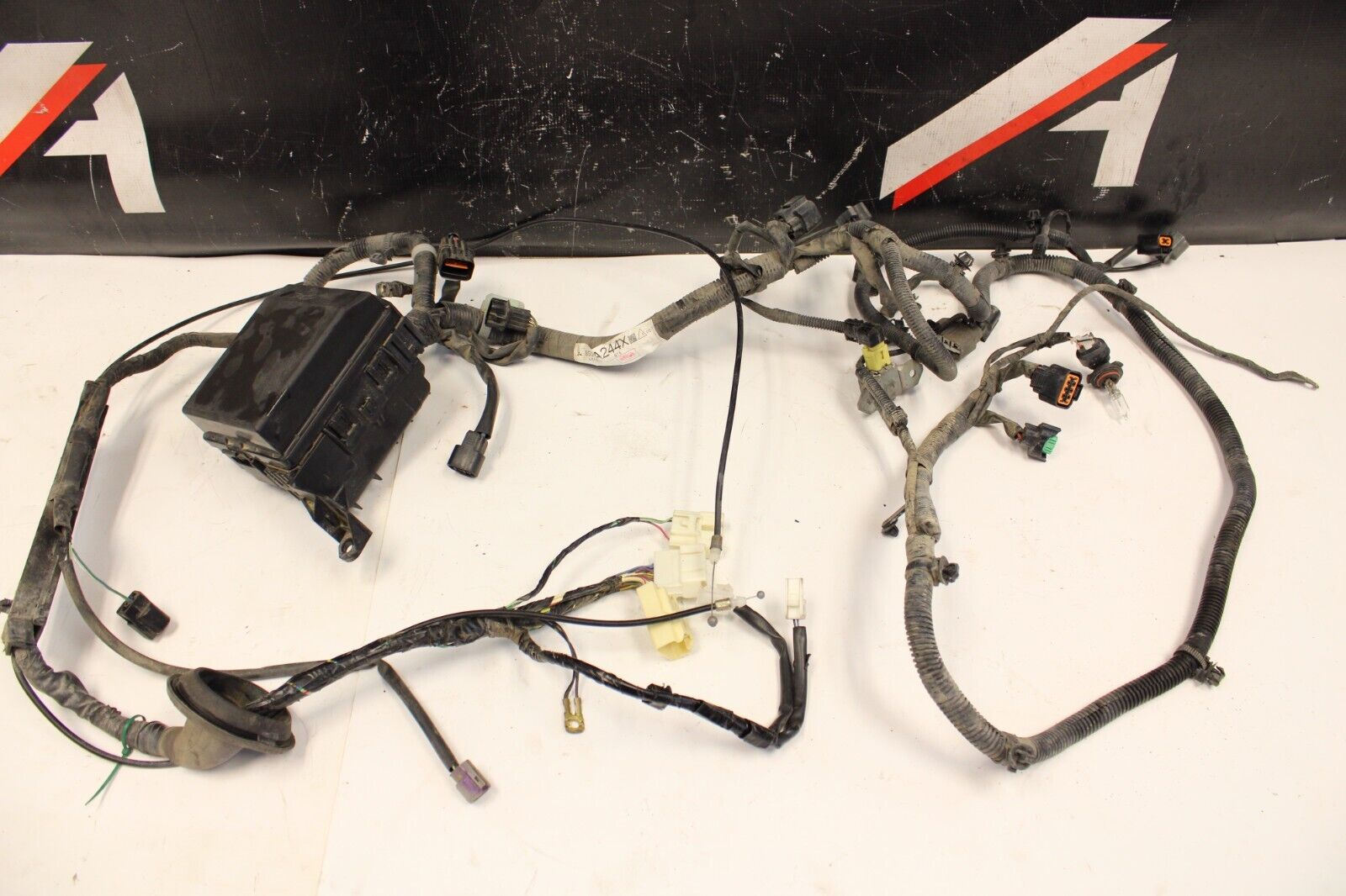 2003-2006 Mitsubishi Evolution Evo 8 9 Engine bay Harness Wiring HID